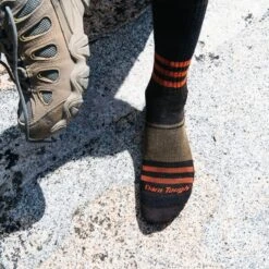 Men's Spur Boot Lightweight Hiking Sock -Darn Tough Outlet Store 02 1952 Spur LS