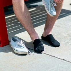 Men's Solid No Show Hidden Lightweight Lifestyle Sock 9 Men's Solid No Show Hidden Lightweight Lifestyle Sock -Darn Tough Outlet Store 02 6055 Black LS