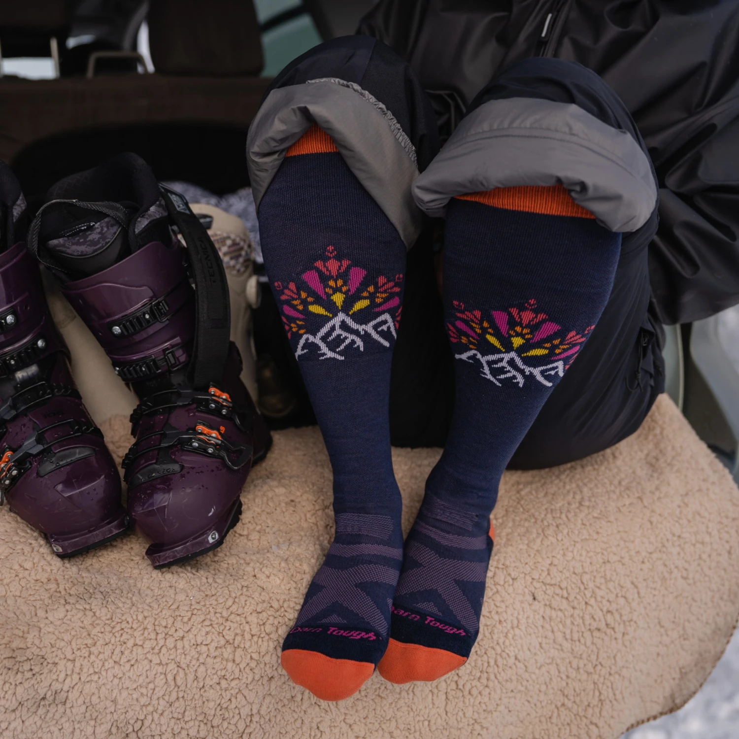 Women's Daybreak Over-the-Calf Midweight Ski & Snowboard Sock 2 Women's Daybreak Over-the-Calf Midweight Ski & Snowboard Sock - Image 2