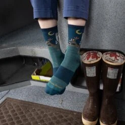 Darn Tough Outlet Store -Darn Tough Outlet Store 05022022 Alaska Salmon Sis 310 5000x3333 1478abae cc9b 48c3 940f 270a1ec5ed2f