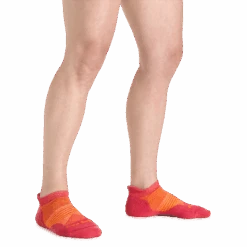 Women's Element Run 2-Pack 10 Women's Element Run 2-Pack -Darn Tough Outlet Store 1112 Raspberry Model 1 7c987505 07a4 4498 ab54 44d6b9ed0184