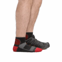 Men's 1715 Quarter Lightweight Running Sock -Darn Tough Outlet Store 1715 Team DTV footwear