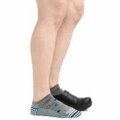 Women's Lightweight Lifestyle Combo 2-Pack -Darn Tough Outlet Store 6074 Seafoam Footwear 2100x2100 366bae72 9d54 4d64 a5f7 a663a491b1a9 05c883e4 ec87 4754 84c0 47bb98f55f76