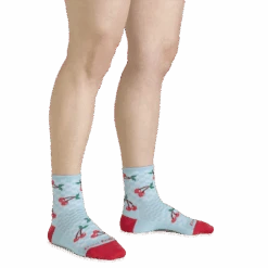 Women's Fruit Stand Shorty Lightweight Lifestyle Sock 13 Women's Fruit Stand Shorty Lightweight Lifestyle Sock -Darn Tough Outlet Store 6102 Glacier Model 2000x2000 b43630cd a95e 4c1b 879a 2a168cfe64b1