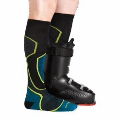 Men's Ski & Snowboard 2-Pack -Darn Tough Outlet Store 8042 Black Footwear 2000x2000 13a487ae c0df 4ddd ab59 17e949fde74c 1