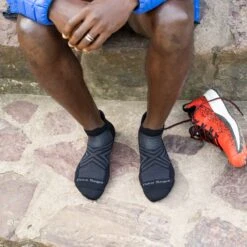 Men's Run No Show Tab Ultra-Lightweight Running Sock -Darn Tough Outlet Store SS21 Run 7496 ddaf746a da26 4716 99bc 7cf5e1405acf